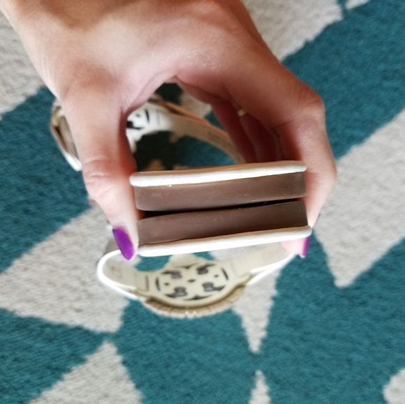 》SOLD《{Tory Burch} Spark Gold Fringe Miller - Picture 4 of 8